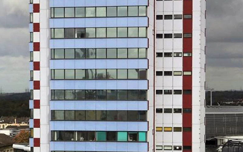 Sanierung Ärzte- und Bürohochhaus-Vorschau Referenz Sanierung Ärzte- und Bürohochhaus